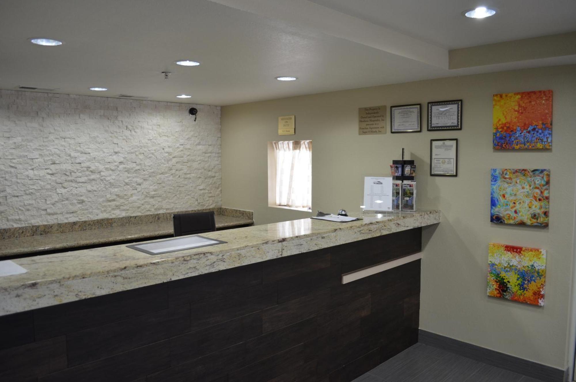 Super 8 By Wyndham Irving/Dfw Apt/North Esterno foto