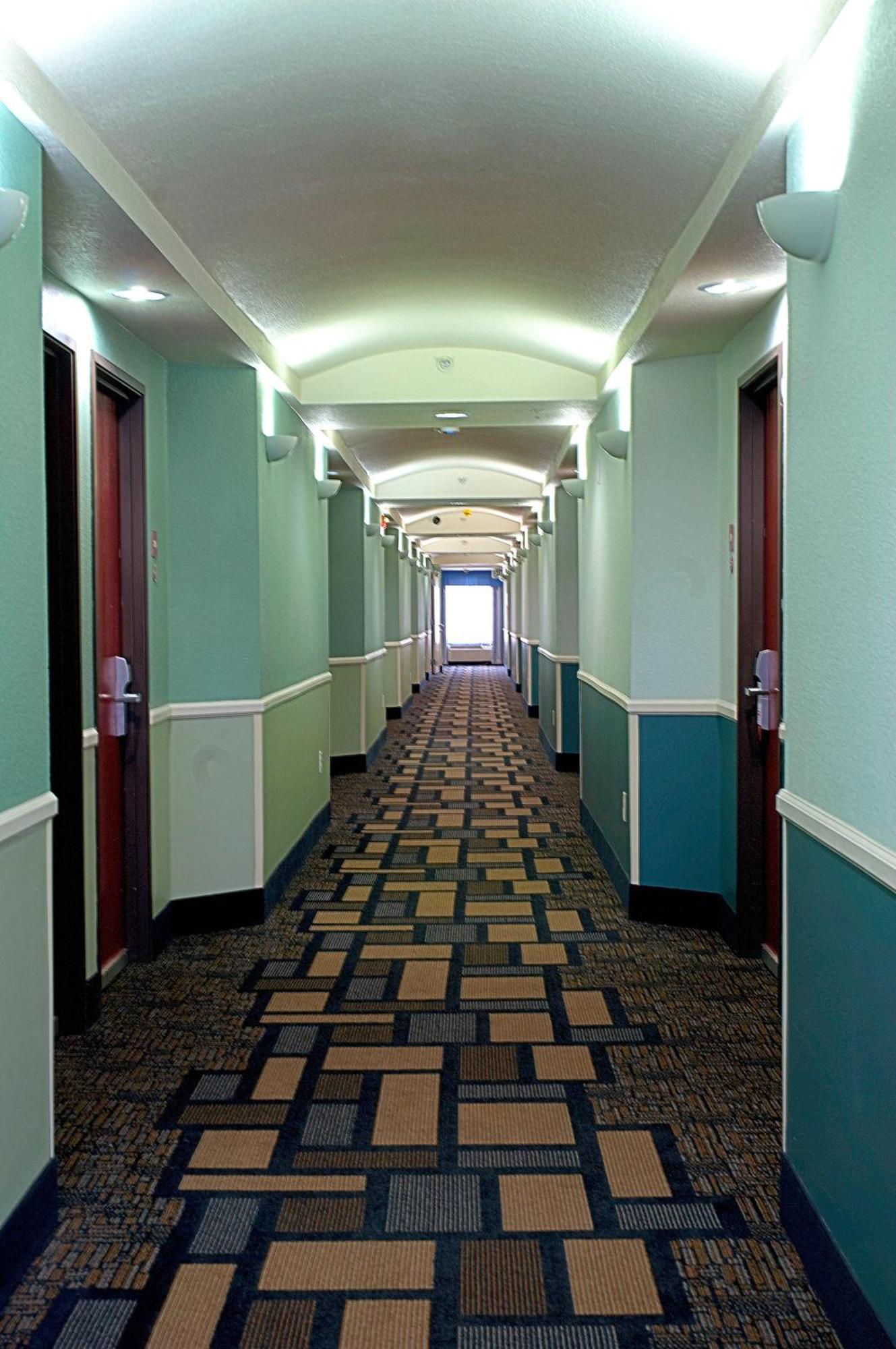 Super 8 By Wyndham Irving/Dfw Apt/North Esterno foto